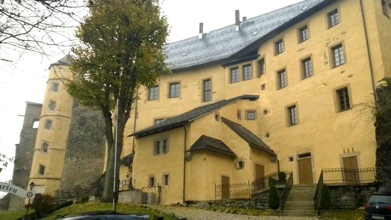 Hotel Schloss Wespenstein Gräfenthal Kültér fotó